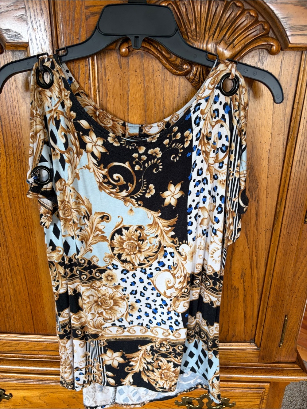 Cable & Gauge One-Shoulder Baroque Print Dress in Black, Cream & Light Blue